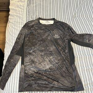 Realtree Men's Black Swim Shirt